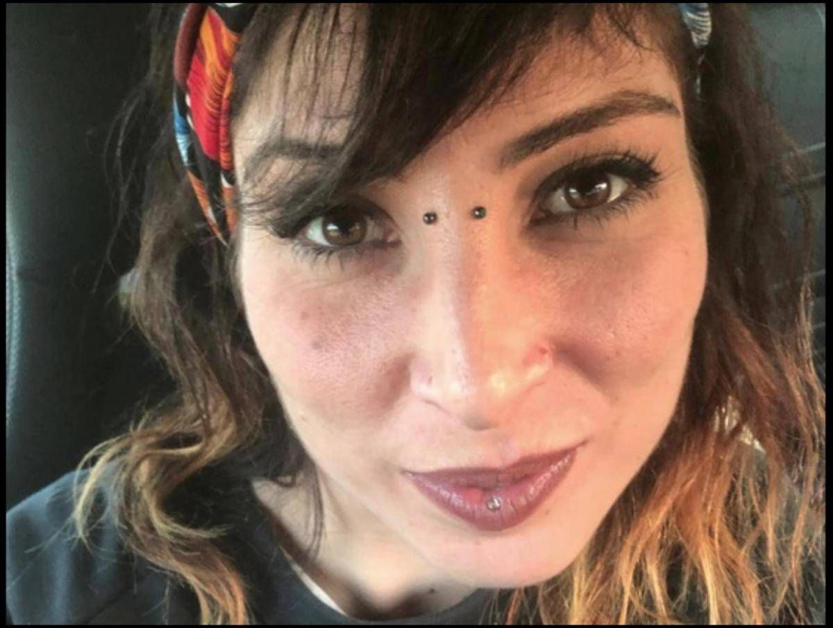 Cinzia Pinna scomparsa da Palau, indagine per omicidio: in caserma noto imprenditore di vini - 