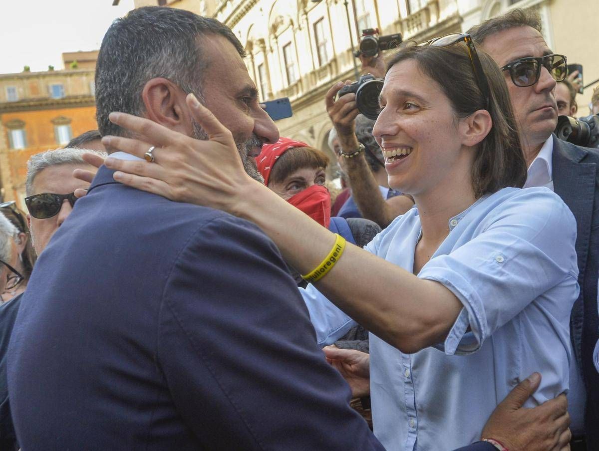 Regionali Puglia, Emiliano si ritira. Via libera a Decaro, ma resta nodo Vendola -