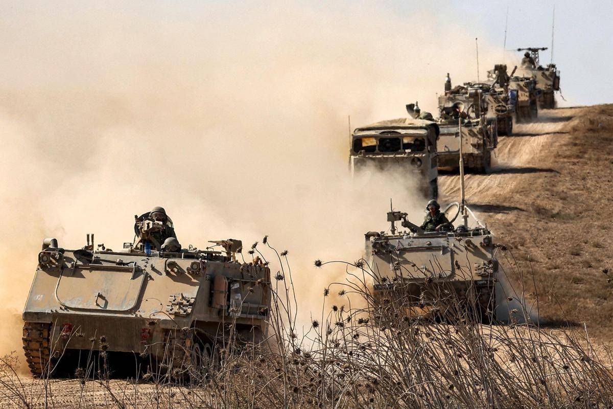 Carri armati israeliani entrati a Gaza City, fonti: "Attacco con aerei, artiglieria e droni" - 