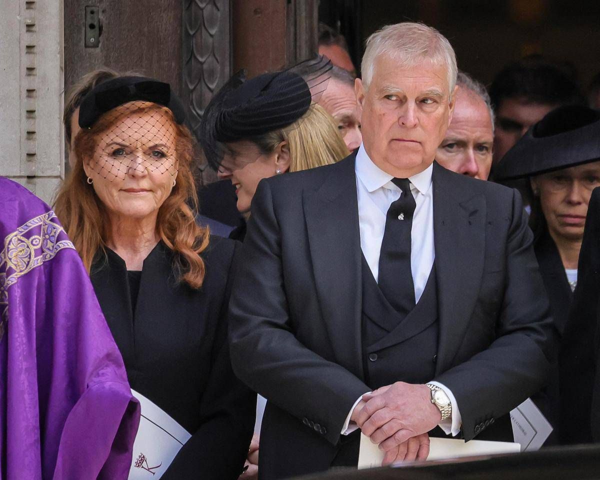 Sarah Ferguson e quelle mail a Epstein: "Mio amico supremo, perdonami" - 