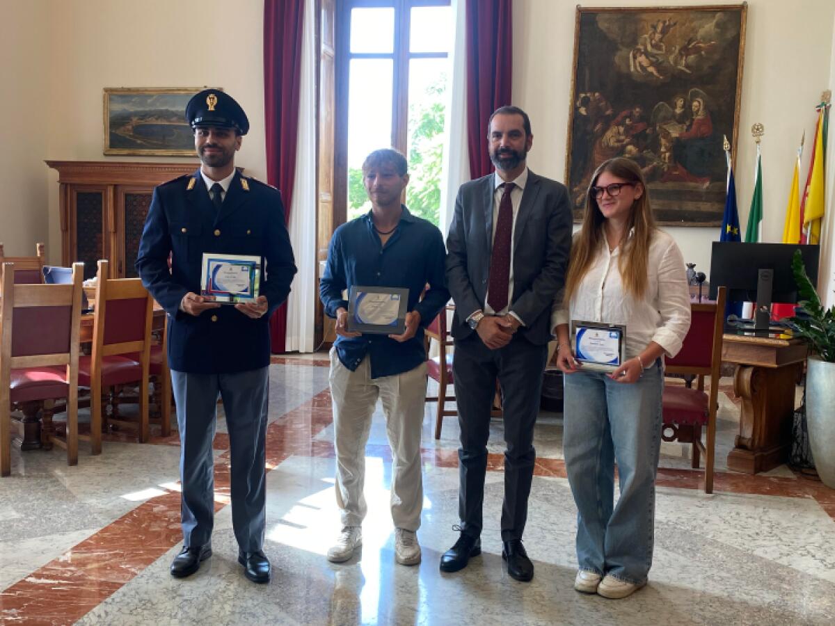 Messina conquista la Bandiera Blu | Gli eroi del mare che fanno la differenza! -