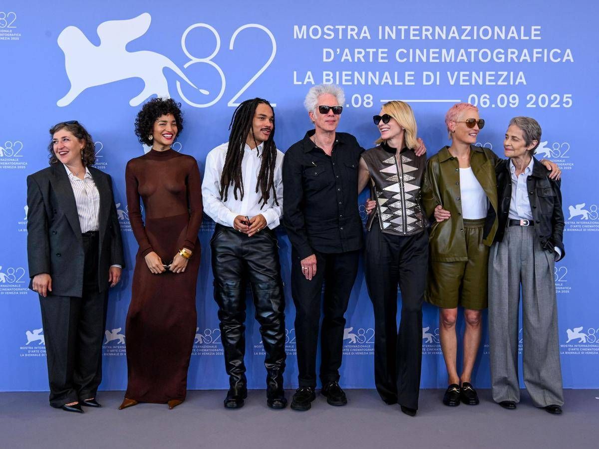 Venezia 82, Leone d'oro a Jim Jarmusch. Per l'Italia premiati Rosi e Servillo -
