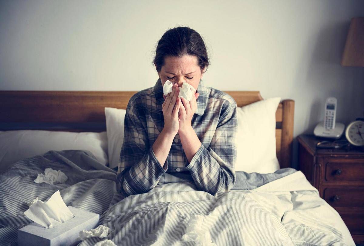 Influenza, come distinguerla e come curarsi tra: sintomi, consigli e... rimedi della nonna - 