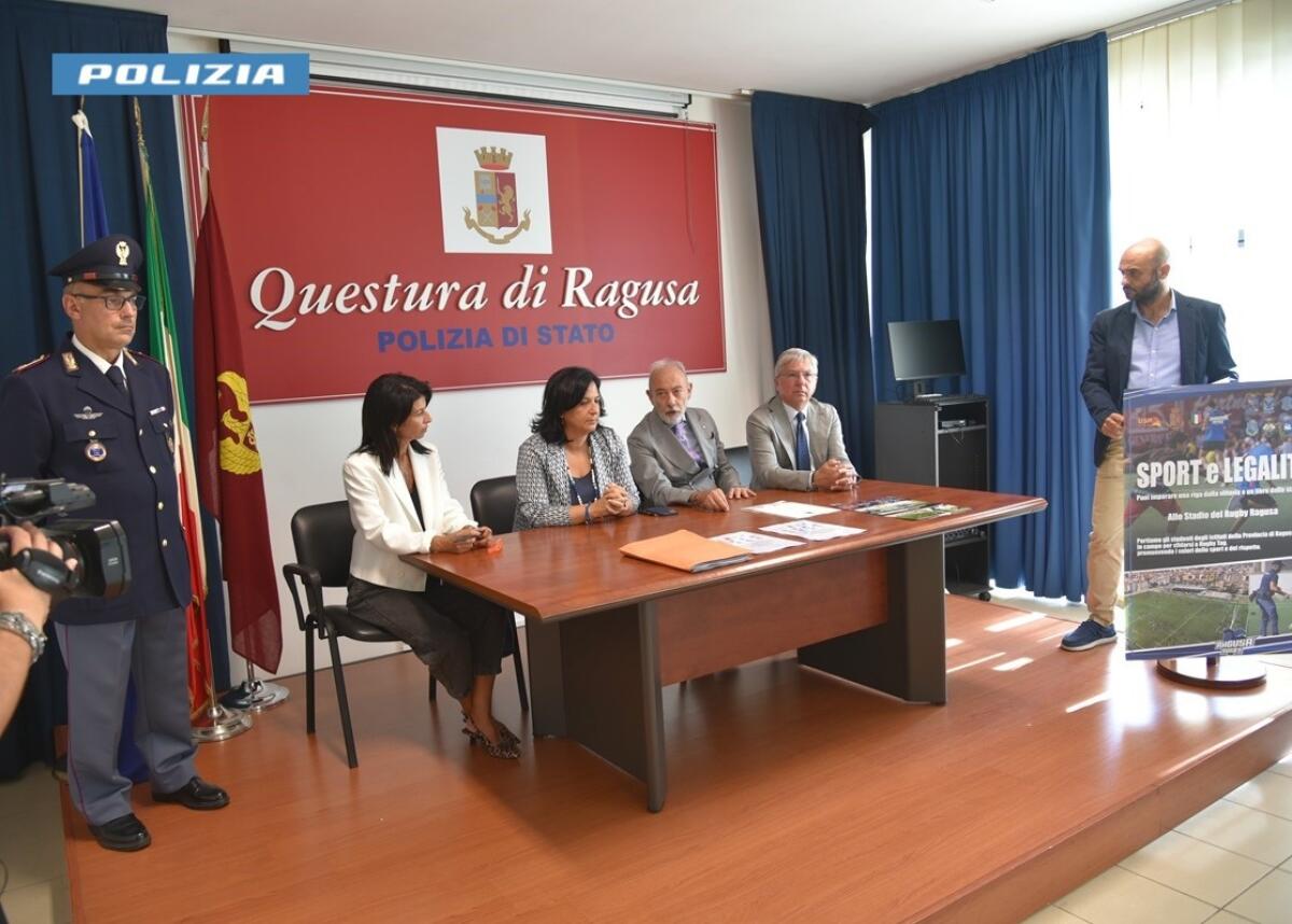 Polizia di Ragusa lancia un progetto inaspettato | Scopri come lo sport sta cambiando il futuro dei nostri giovani! - 
