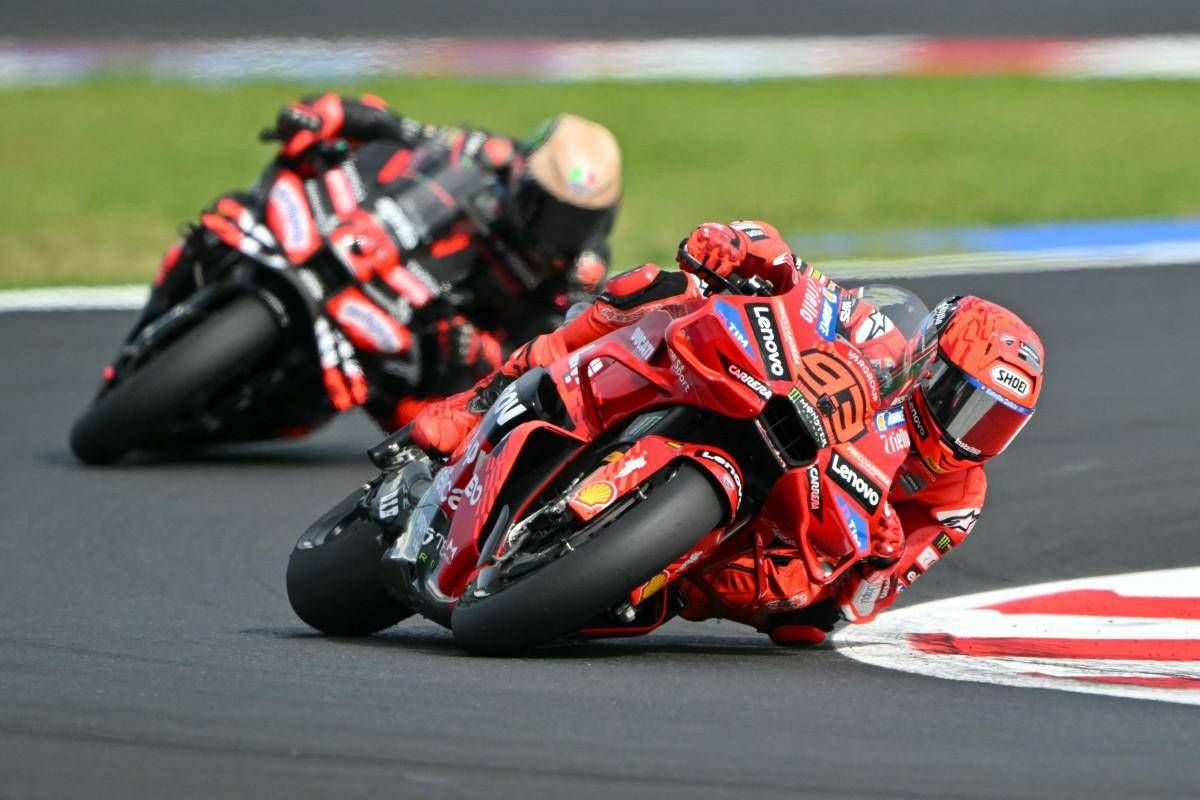 MotoGp, Marquez trionfa nel Gp di San Marino. Secondo Bezzecchi, cade Bagnaia -