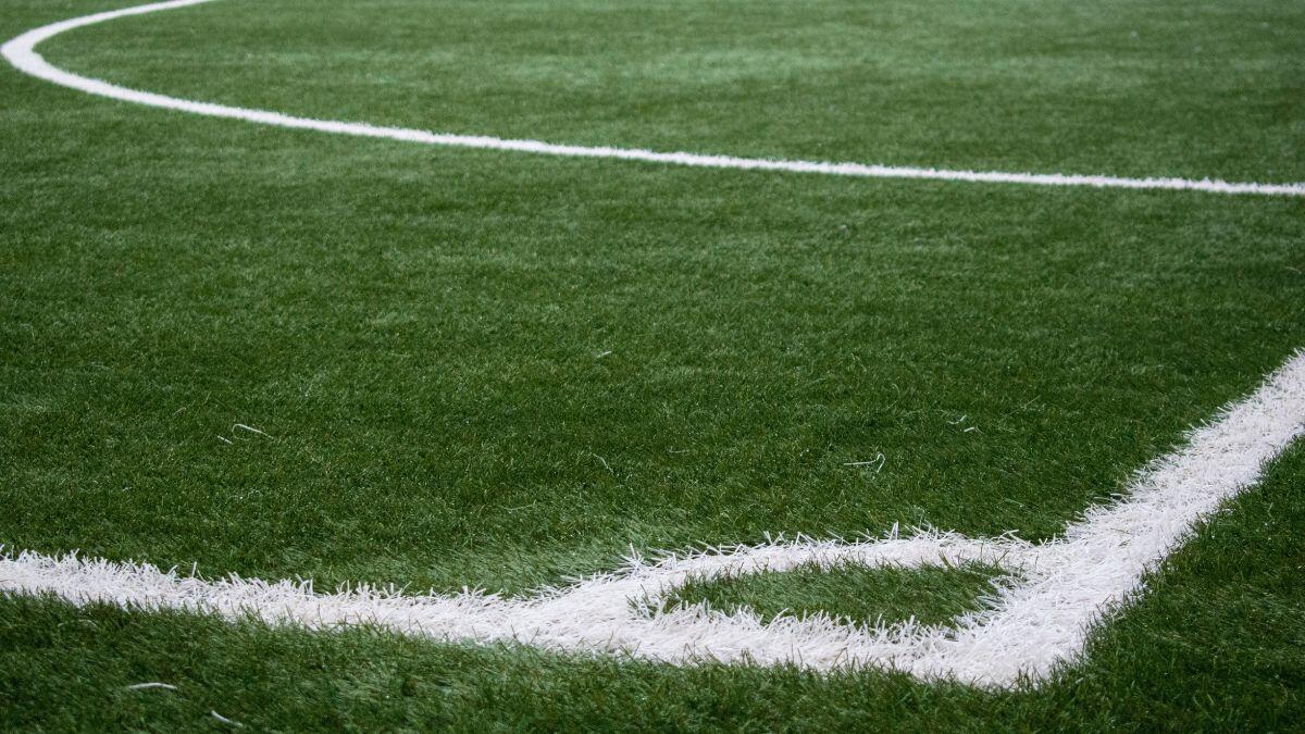 Padre in campo aggredisce portiere 13enne | È solo un gioco o una realtà preoccupante? -