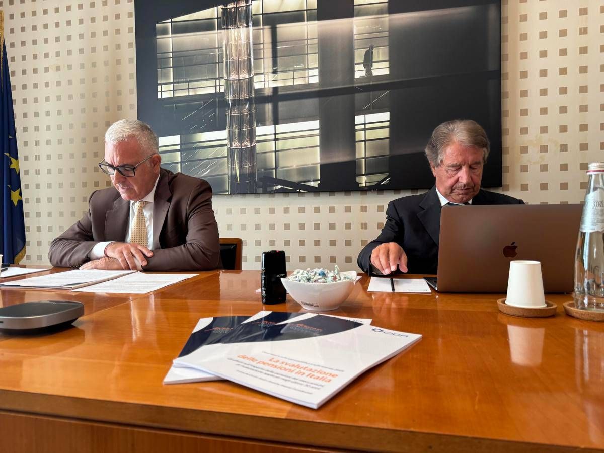 Pensioni, itinerari Previdenziali-Cida: per mancata rivalutazione in 10 anni perdite fino a 115mila euro - 