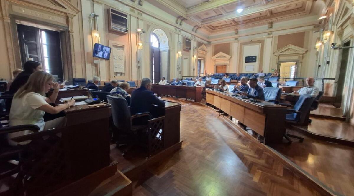Caltanissetta sotto la lente | Scopri perché il Question Time sta facendo discutere i cittadini! -
