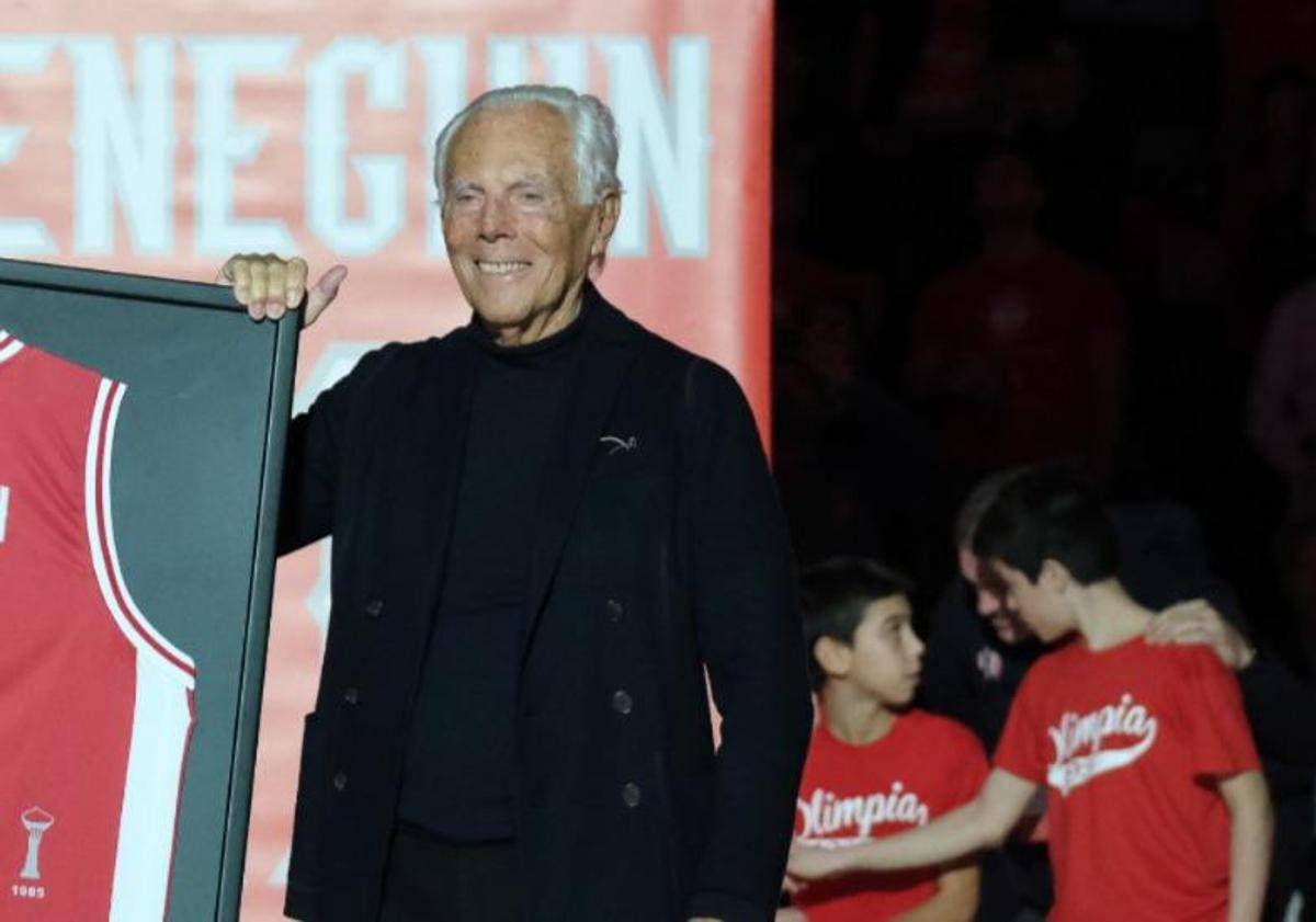 Il saluto dell'Olimpia Milano: "Proteggeremo ciò che Armani ha costruito" -