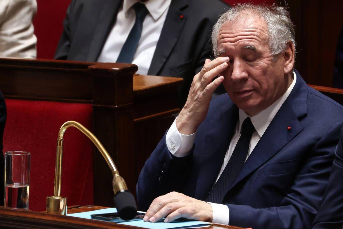 Francia, oggi le dimissioni di Bayrou -