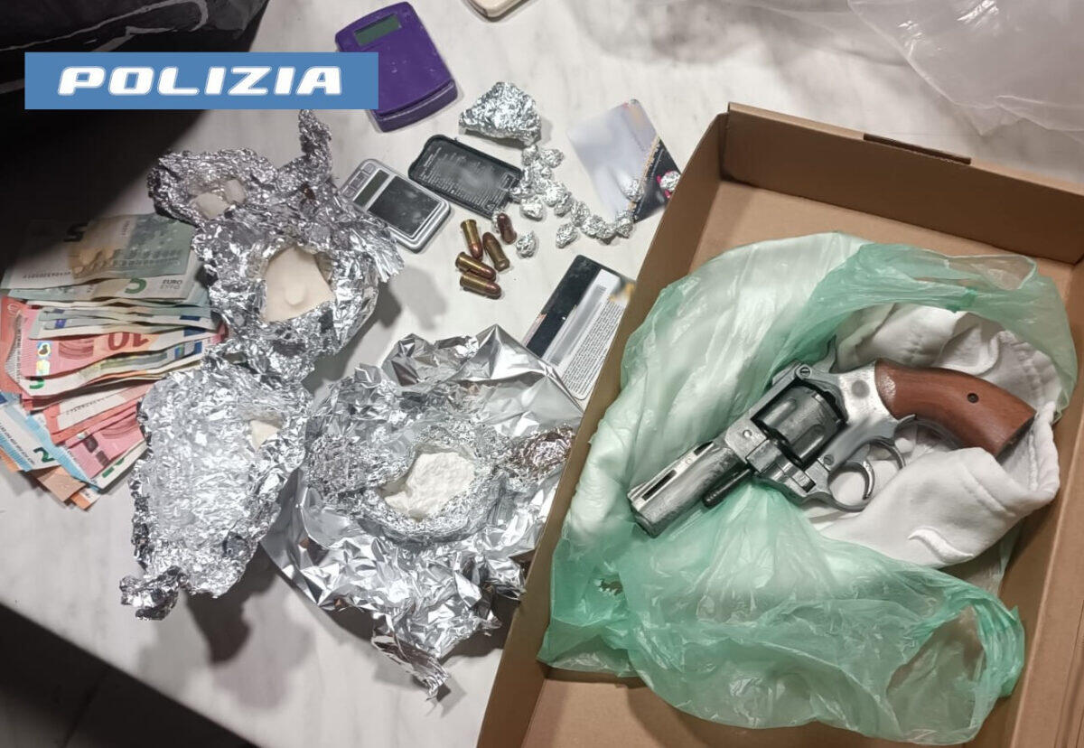 Arrestato dalla Polizia a Catania: scoperto un traffico di droga e un'arma clandestina nel cuore della città | Cos'è davvero nascosto nelle case della nostra gente? -