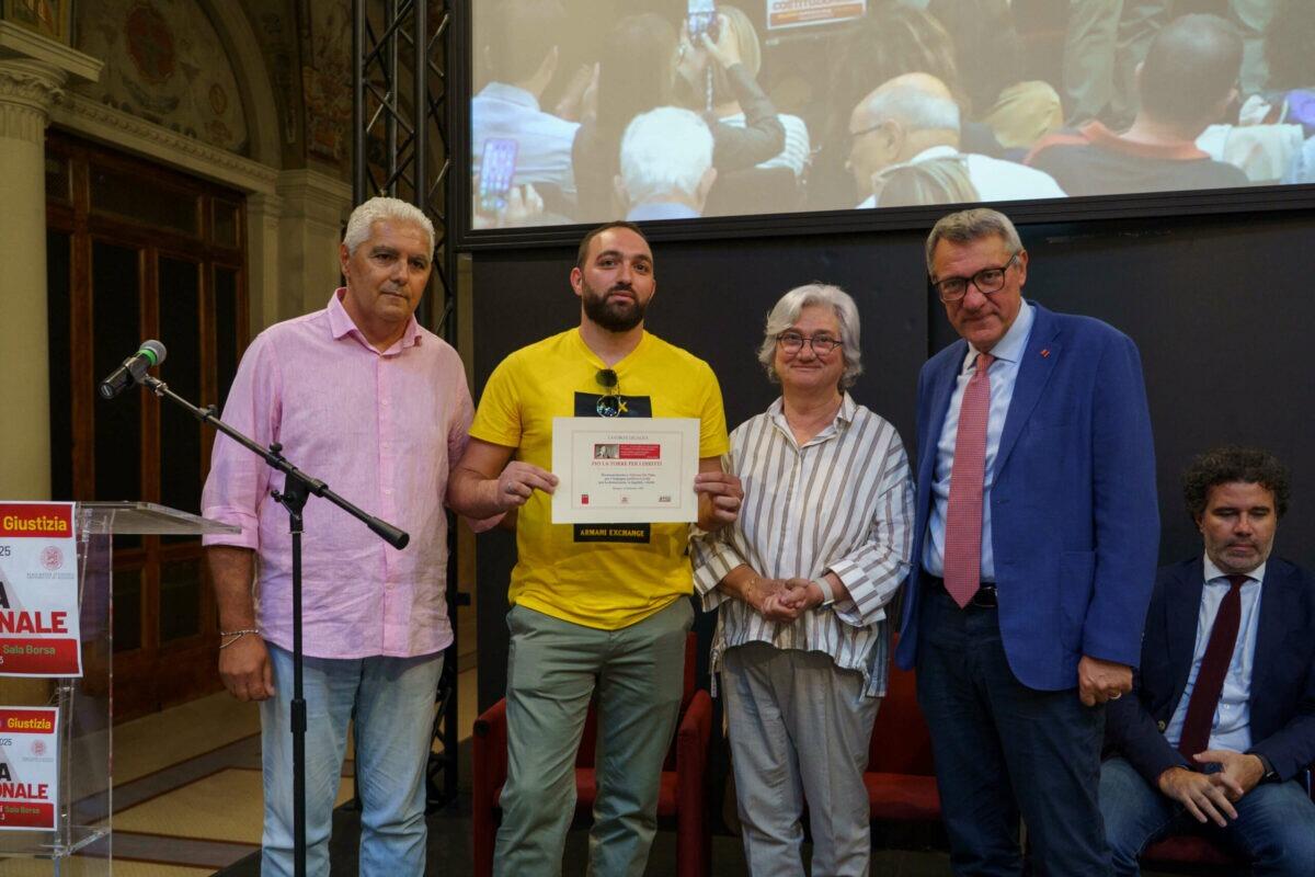 Premio Pio La Torre: due giornalisti insigniti per la lotta alla mafia | Scopri perchè è più importante che mai! - 