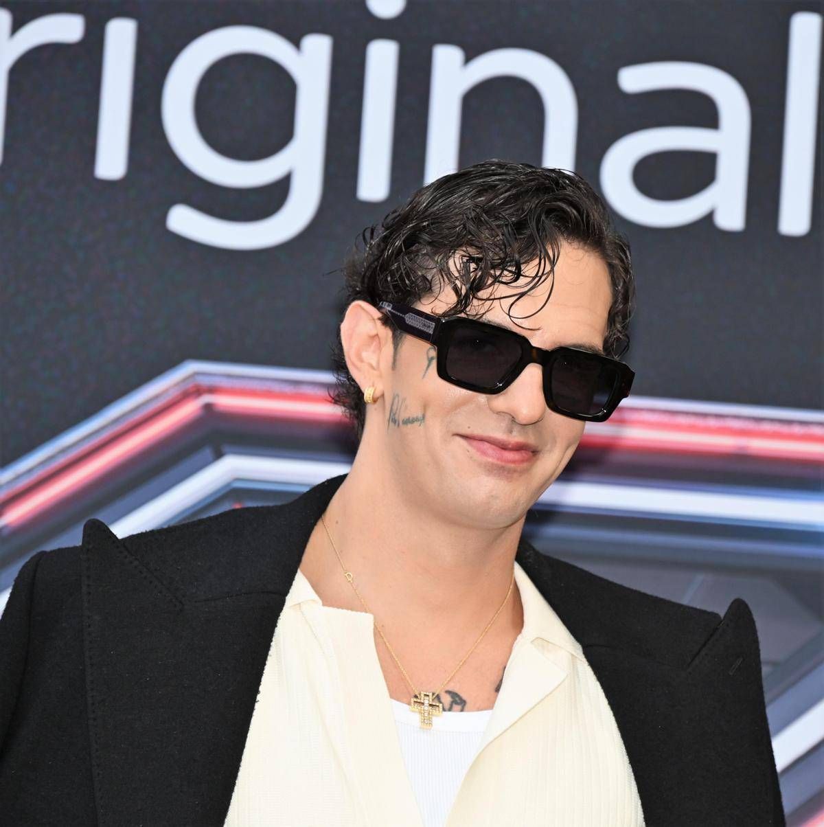 X Factor, siparietto tra Achille Lauro e la concorrente: "Mi stai mettendo nei casini?" - 