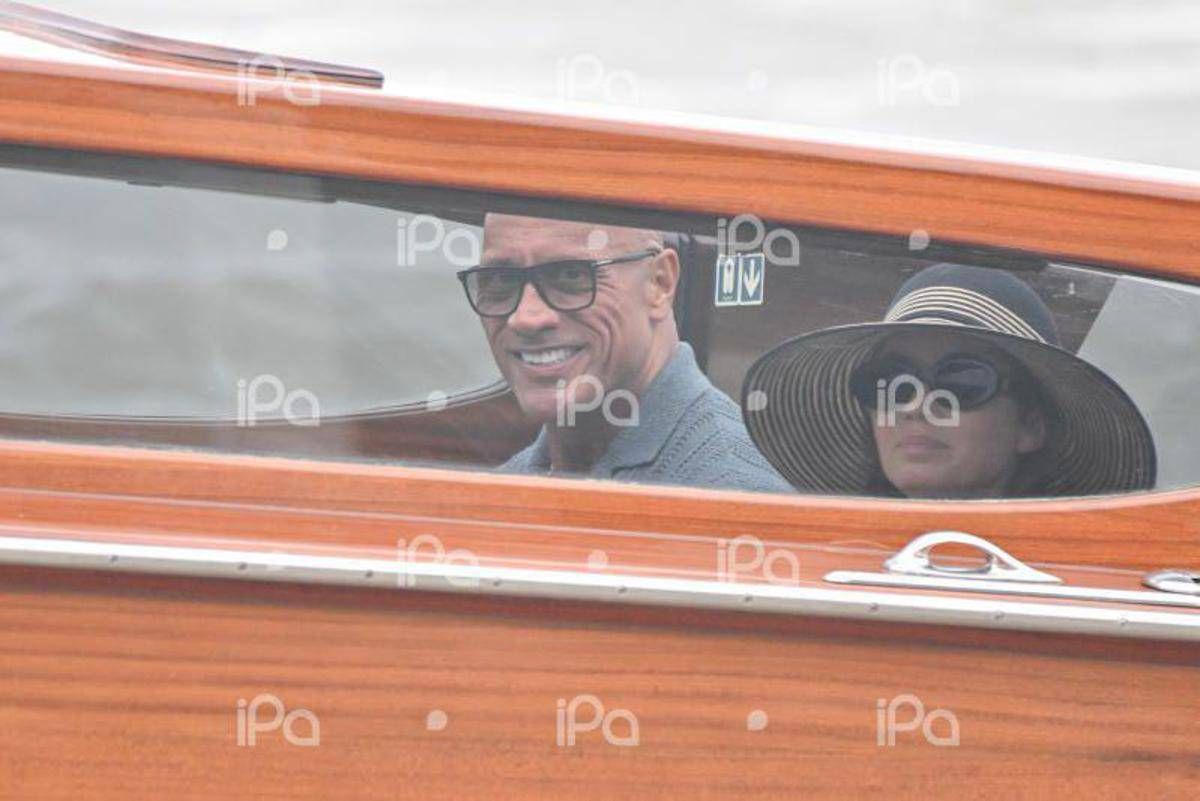Mostra Venezia, arrivano Dwayne Johnson ed Emily Blunt: Leone d'Oro a Kim Novak -