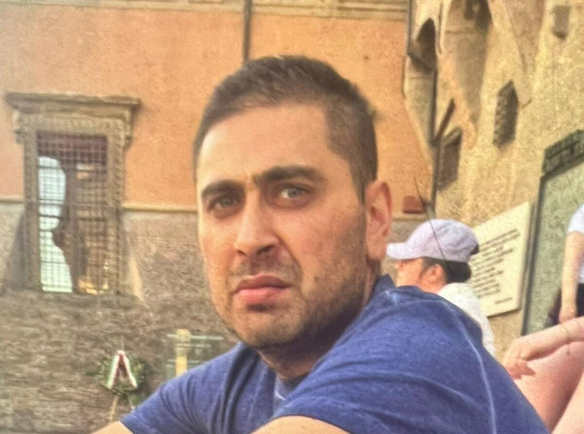 Scomparso a Bologna | La verità che nessuno si aspetta sulla sua paura delle divise! - 