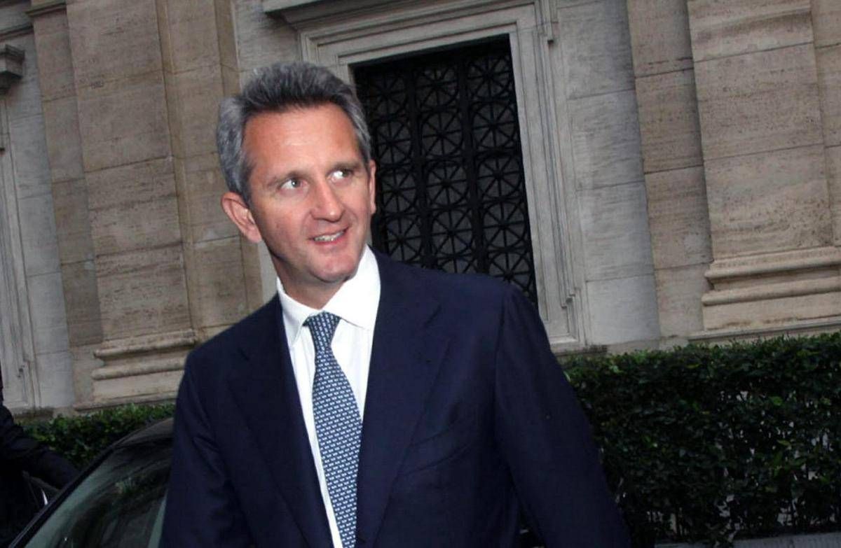 Mediobanca, Nagel e il Cda (tranne Panizza) rassegnano le dimissioni - 