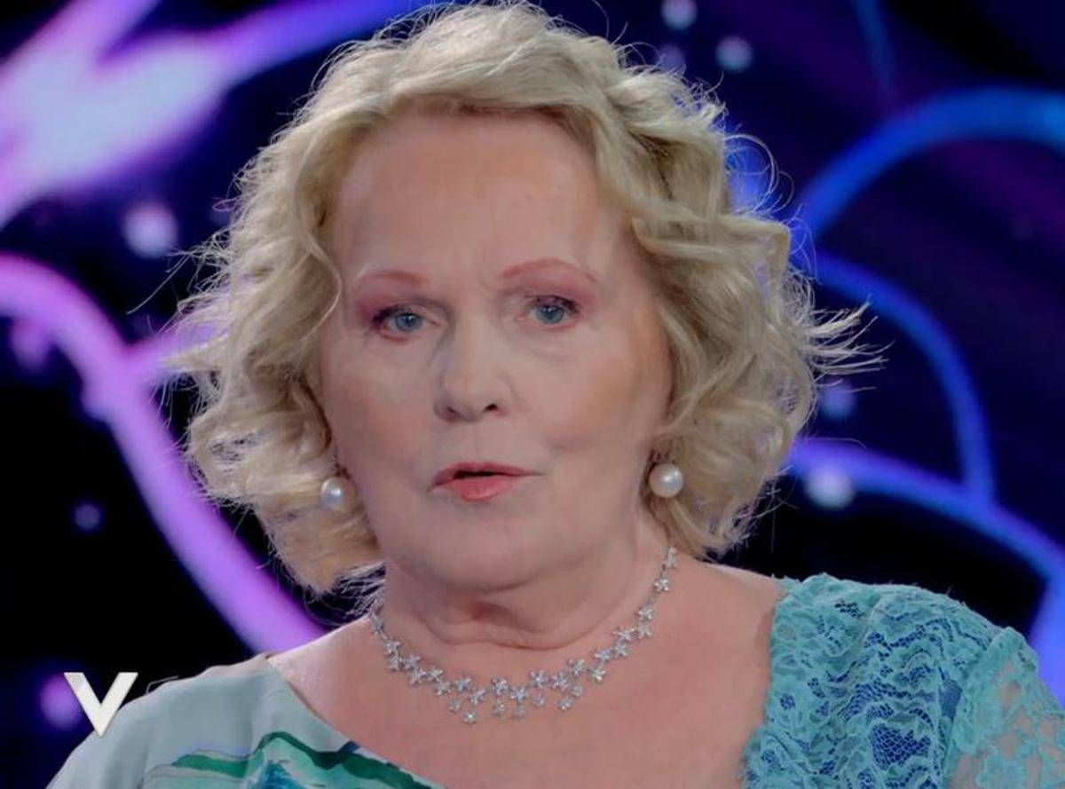 Katia Ricciarelli: "Pippo Baudo mi ha nascosto la verità sul figlio Alex. Magalli? Gli darei una sberla" - 