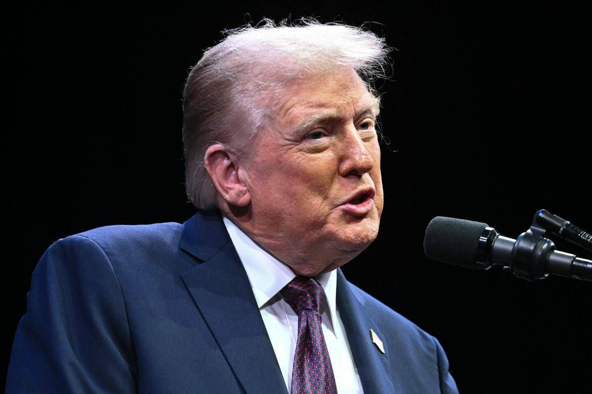 Russia, Trump alla Nato: "Nuove sanzioni solo se smetterete di comprare petrolio da Mosca" -