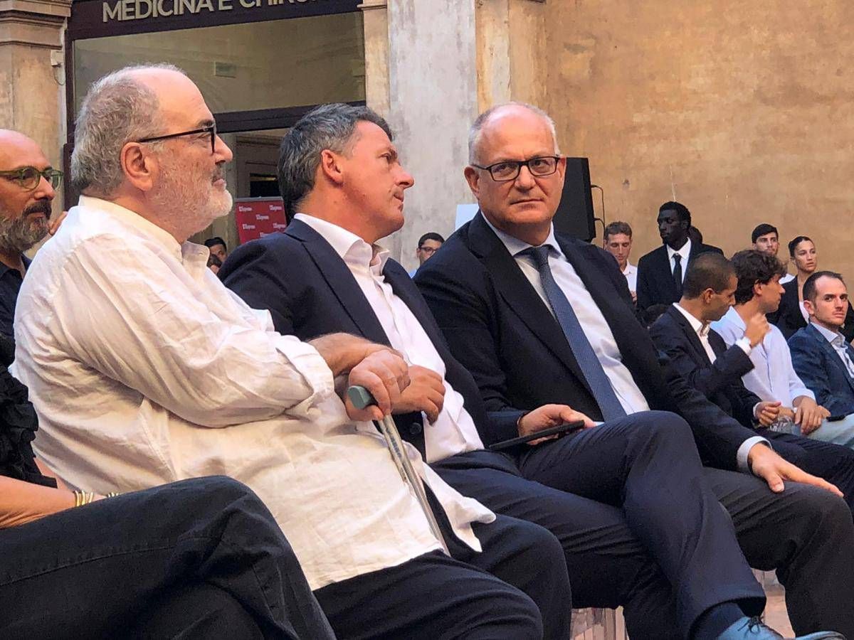 Politica, all’Università Link Gualtieri, Tajani, Renzi e Conte premiano i migliori 60 'under 30' - 