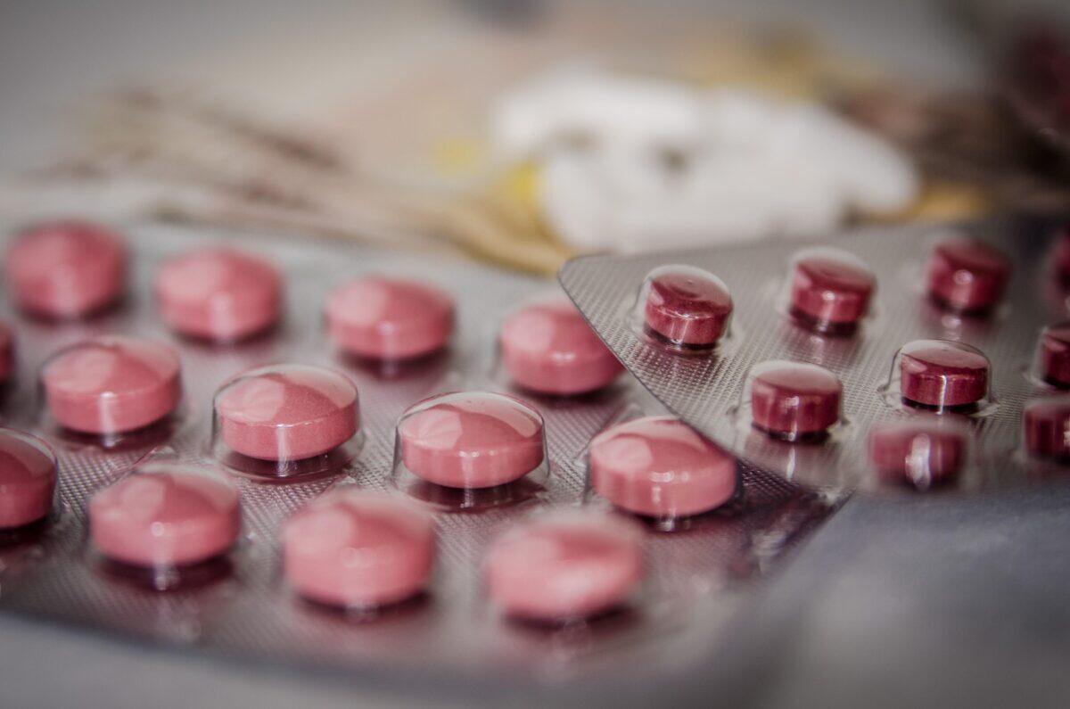 Trump reintroduce i dazi al 100% sui farmaci | Gli americani rischiano davvero di pagare a caro prezzo! - 