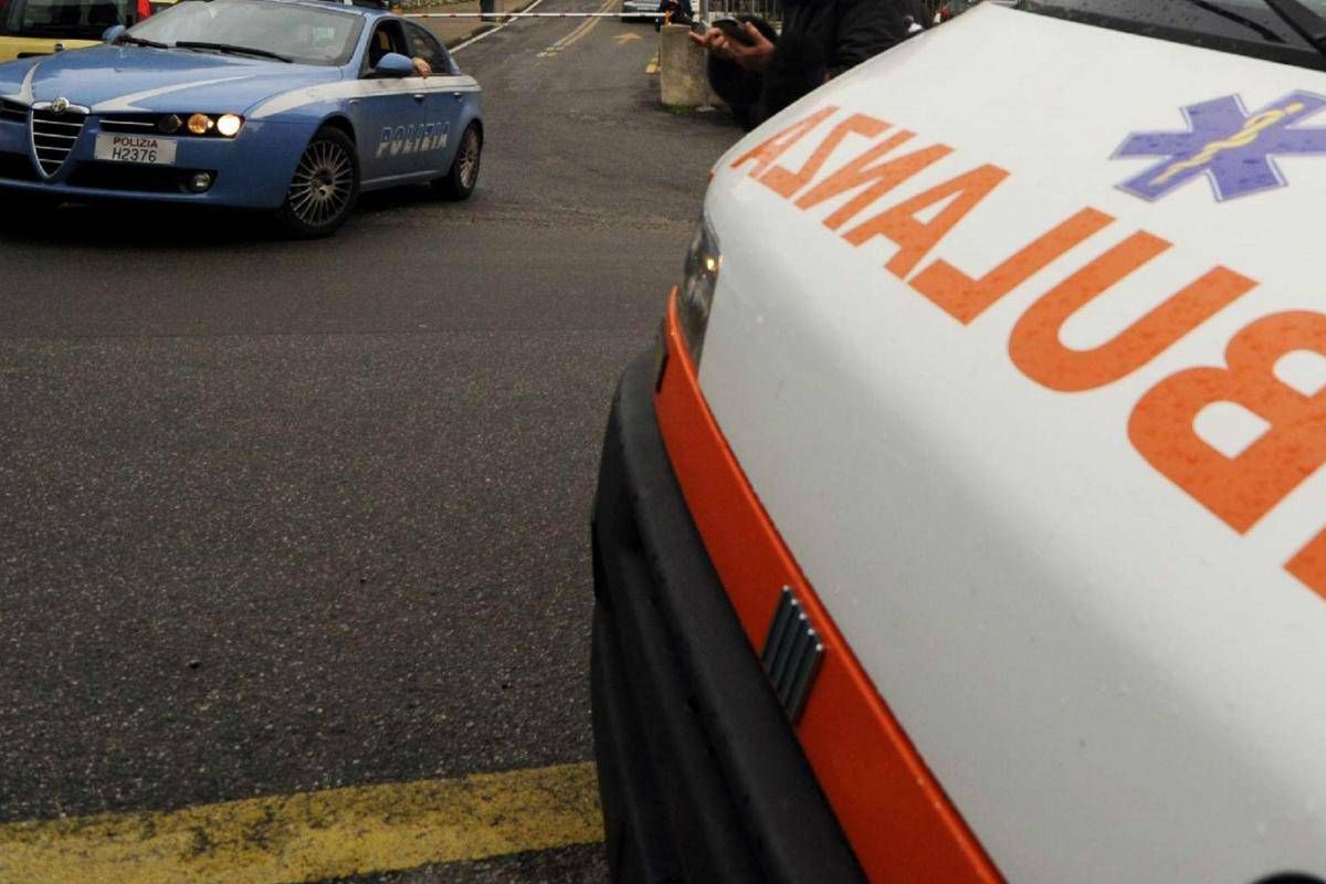 Napoli, lite tra coniugi finisce in tragedia: morto il marito, grave la moglie -