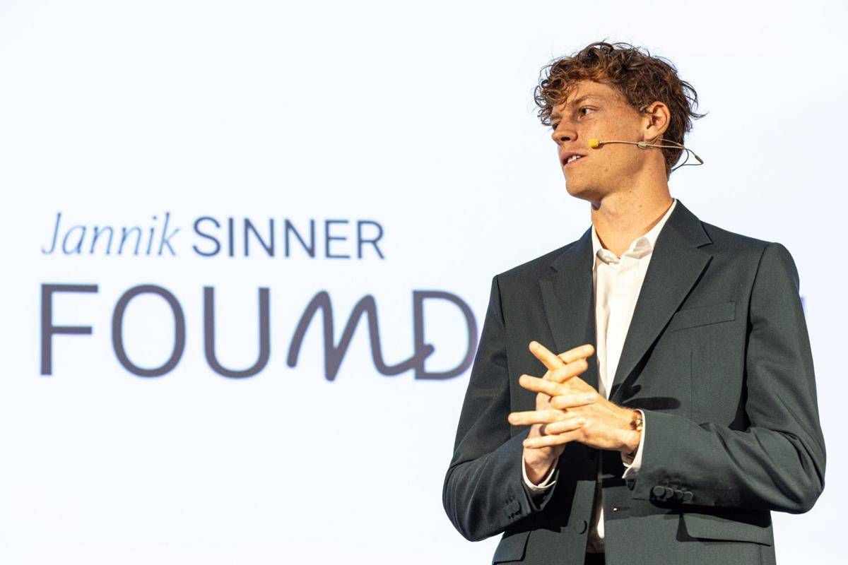 Sinner presenta la sua Fondazione: "Io fortunato, voglio dare qualcosa indietro. Obiettivo Finals" - 