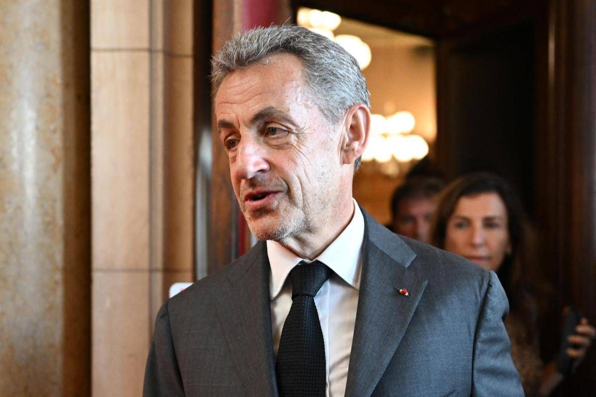Francia, Sarkozy dichiarato colpevole di associazione a delinquere ma prosciolto da corruzione - 