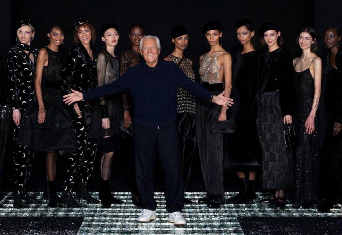 Armani, il futuro della maison: quotazione in Borsa o cessione nei prossimi 3 anni - 