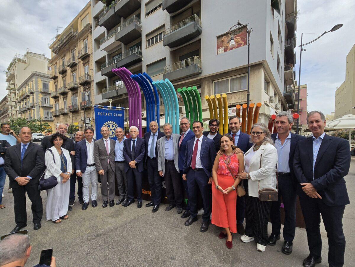 Palermo accoglie il mondo con "Gli Steli di Pace" | È davvero la città dell'inclusione che dice di essere? -