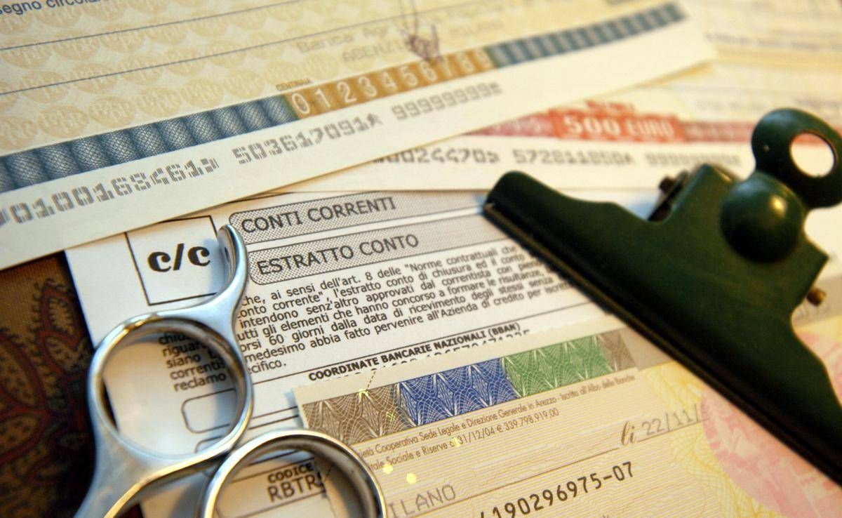 Il Fisco nei conti correnti di chi ha debiti? Giorgetti frena: "Resterà una proposta" -