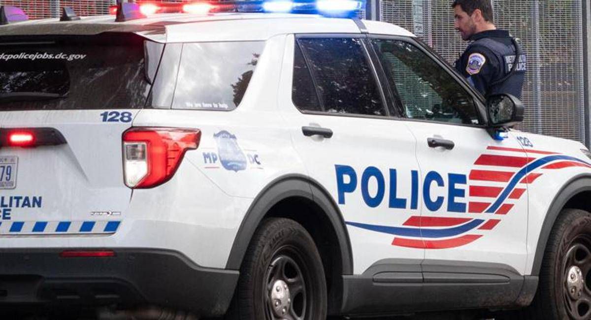 Michigan, sparatoria in una chiesa mormona: "Diversi feriti, edificio in fiamme" - 