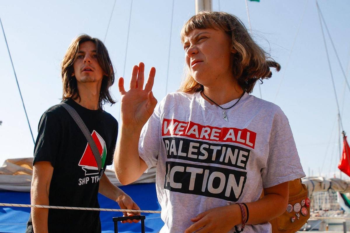 Greta Thunberg lascia il direttivo della Flotilla: "Si parla troppo di noi e poco di Gaza" - 