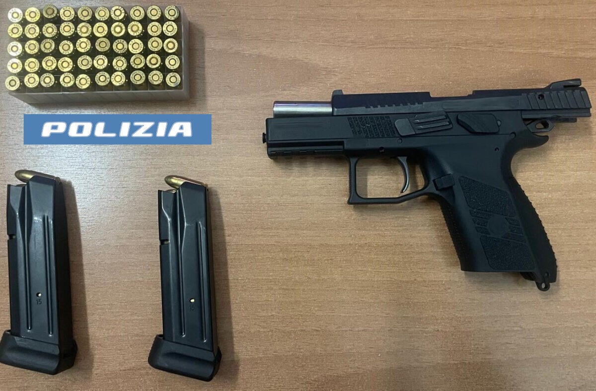 Scooter e pistola a Catania | Perché la Polizia ha arrestato un uomo insospettabile? -