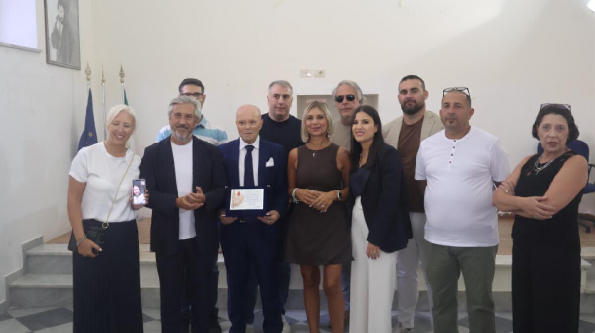 Giuseppe Celestino celebrato per la sua dedizione | Scopri perché il Comune di Caltanissetta non dimentica i suoi eroi silenziosi! - 