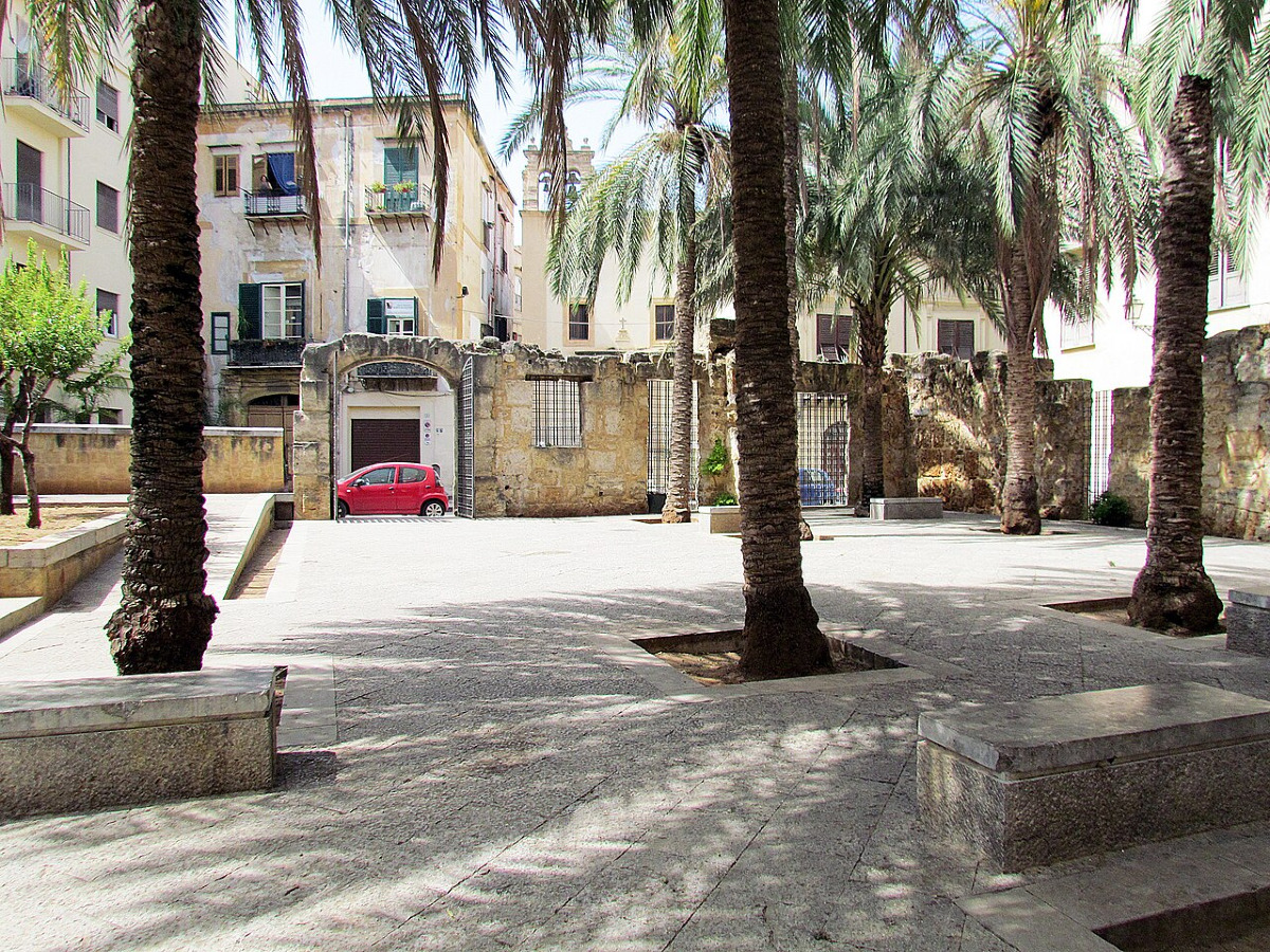 Il luogo in cui passi ogni giorno dove Palermo rende eterno il coraggio di chi ha sfidato l’orrore - Foto: Gmihail/Wikipedia