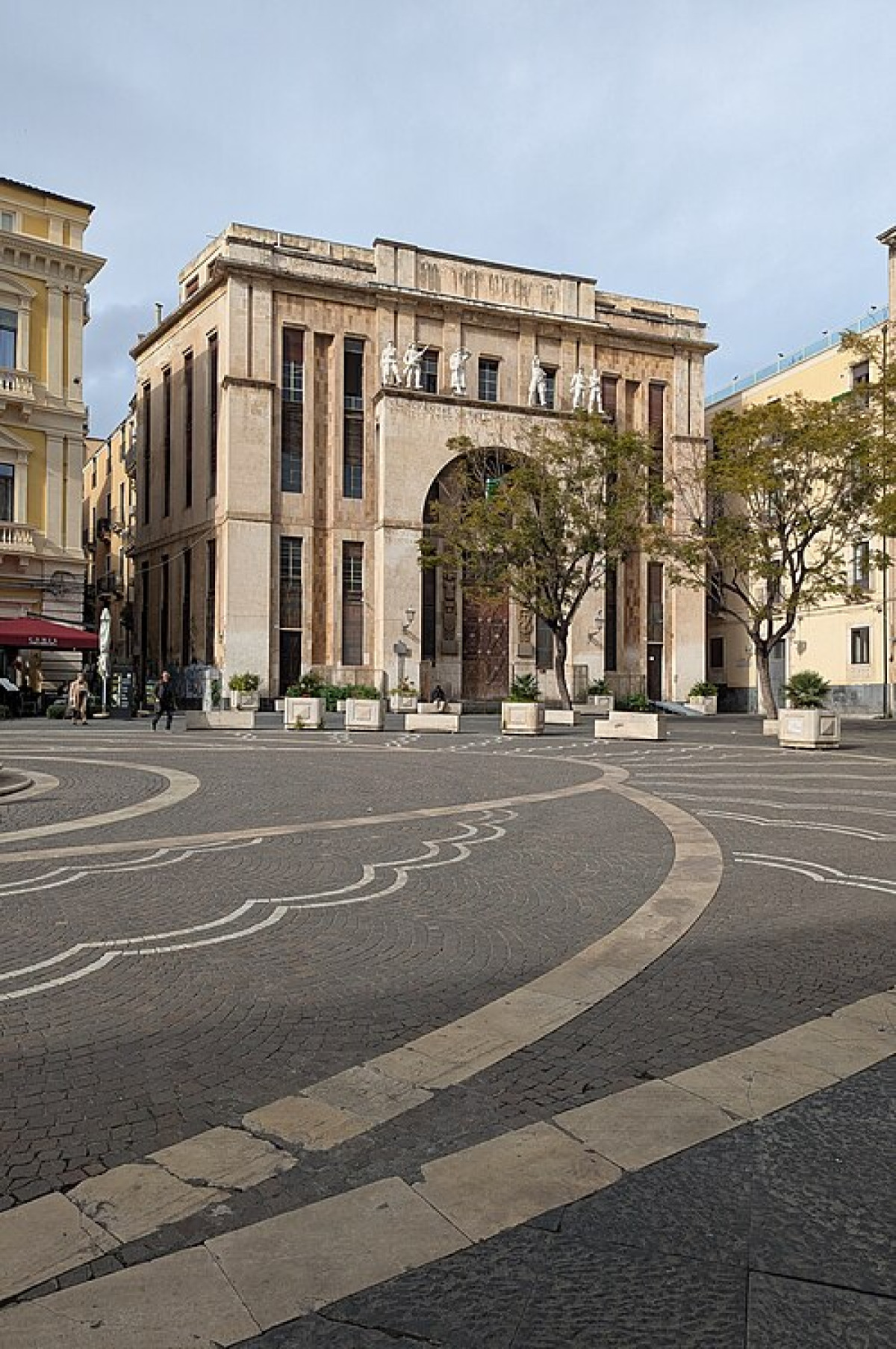 Il palazzo catanese che nacque come simbolo di forza ma oggi custodisce un’eredità inattesa - Foto: Ivan Ruggiero (Wikimedia)