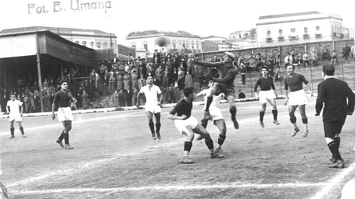 Il terreno che sfidò il tempo: a Catania la storia mai raccontata di un'incredibile campo da calcio - Foto: E. Umana/Wikipedia
