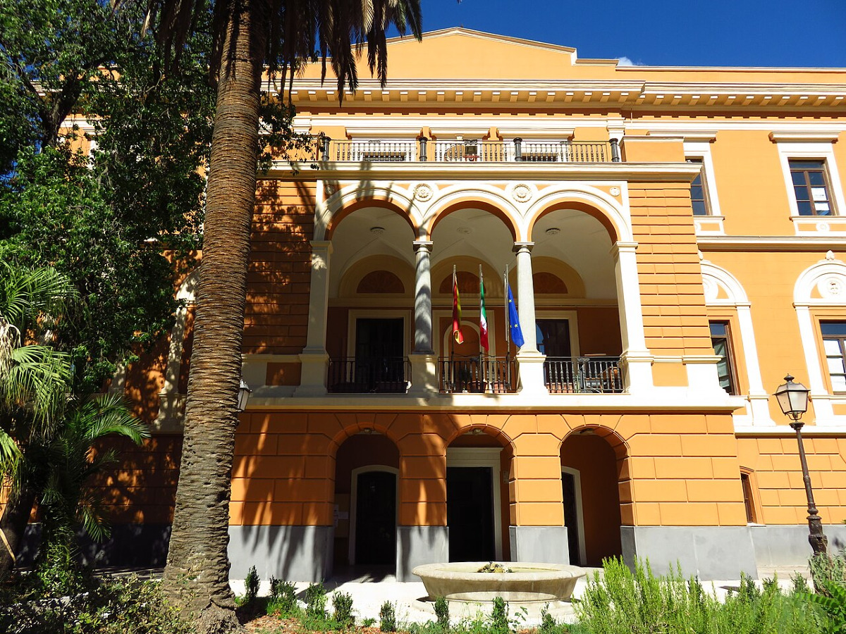 La dimora palermitana che racconta l’eleganza perduta di un’epoca di nobiltà e curiosità incredibili - Foto: Sicilarch/Wikipedia