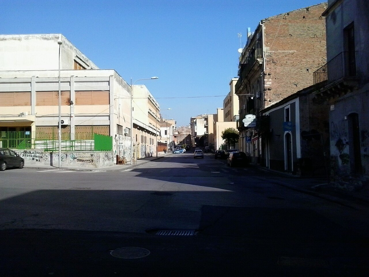 La strada che nacque due volte: da quartiere aristocratico a simbolo dimenticato di Catania - Foto: GCR10/Wikipedia
