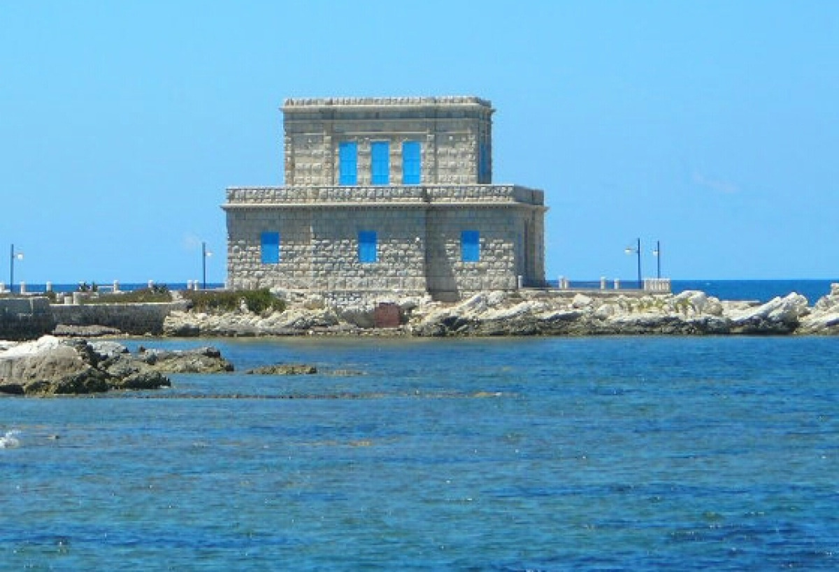 A Trapani c'è un rifugio segreto che divenne simbolo di potere, mare e mistero - Foto: Bultro/Wikipedia