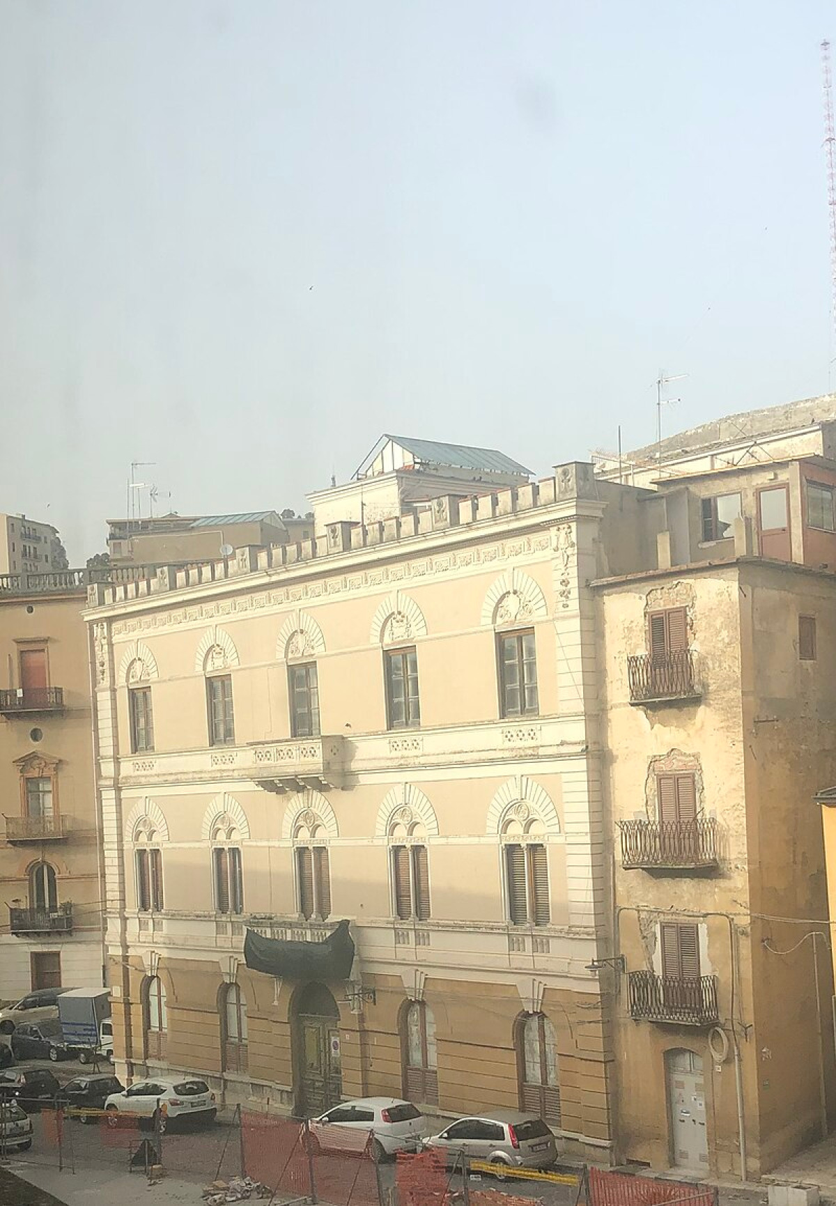 La dimora nissena che custodisce l’eco di un’antica nobiltà e un mistero rimasto tra le sue mura - Foto: OppidumNissenae/Wikipedia