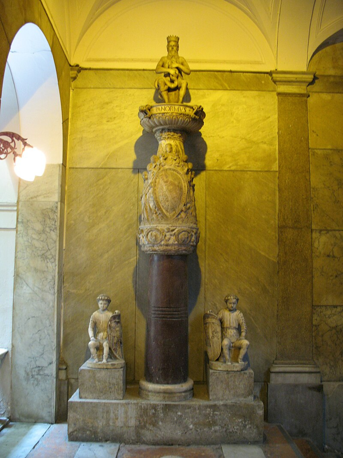 Il volto enigmatico che da secoli osserva Palermo e ne incarna l’anima immortale - Foto: GJo/Wikipedia