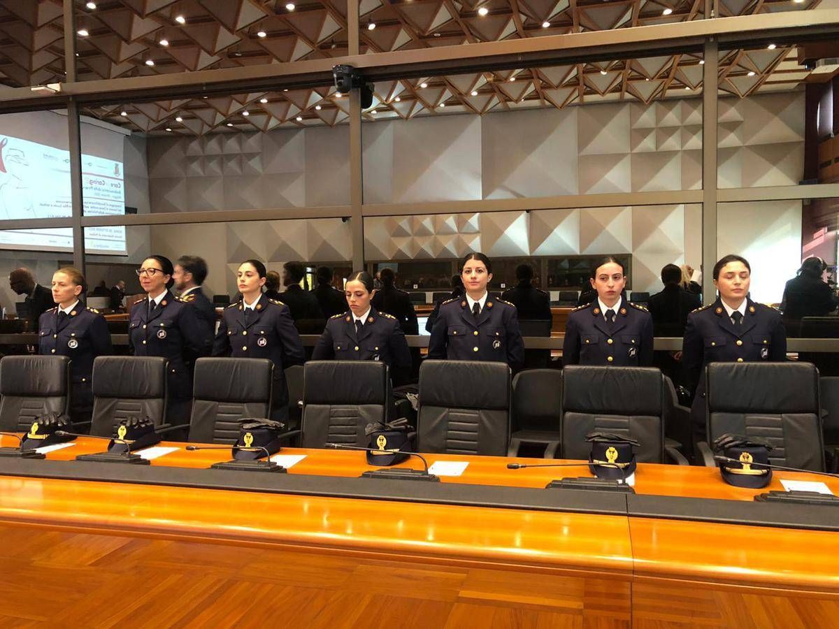 Cancro seno, le giovani poliziotte si confermano ambasciatrici di prevenzione -