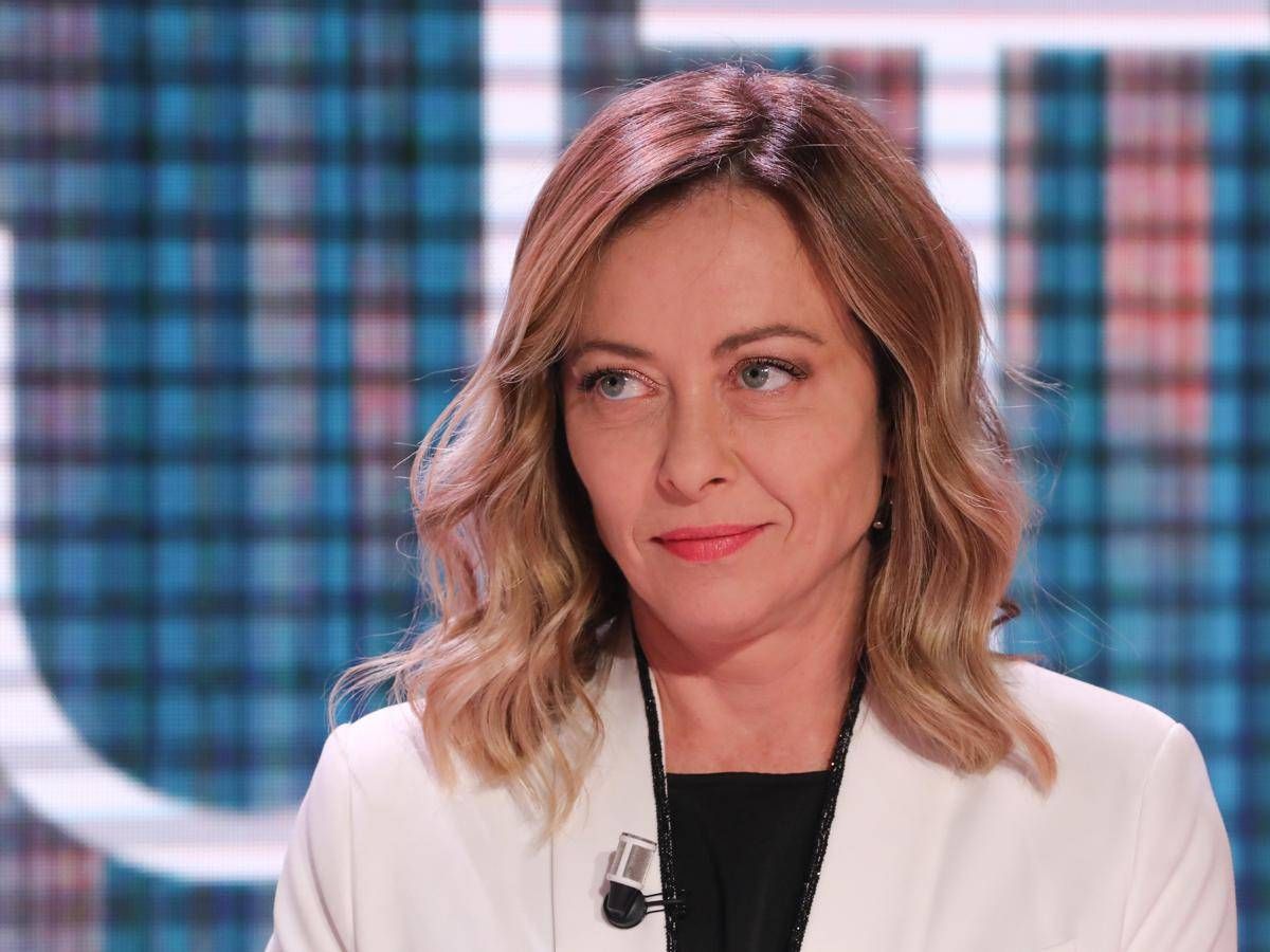 Meloni: "Io denunciata per concorso in genocidio Crosetto e Tajani, primo caso al mondo" - 