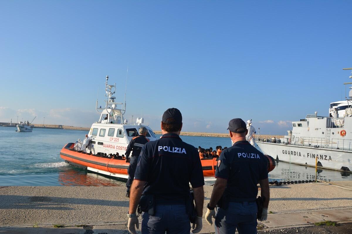 Un egiziano arrestato a Ragusa: la sorprendente veritĂ dietro il suo reingresso | Cosa nasconde la Polizia? -