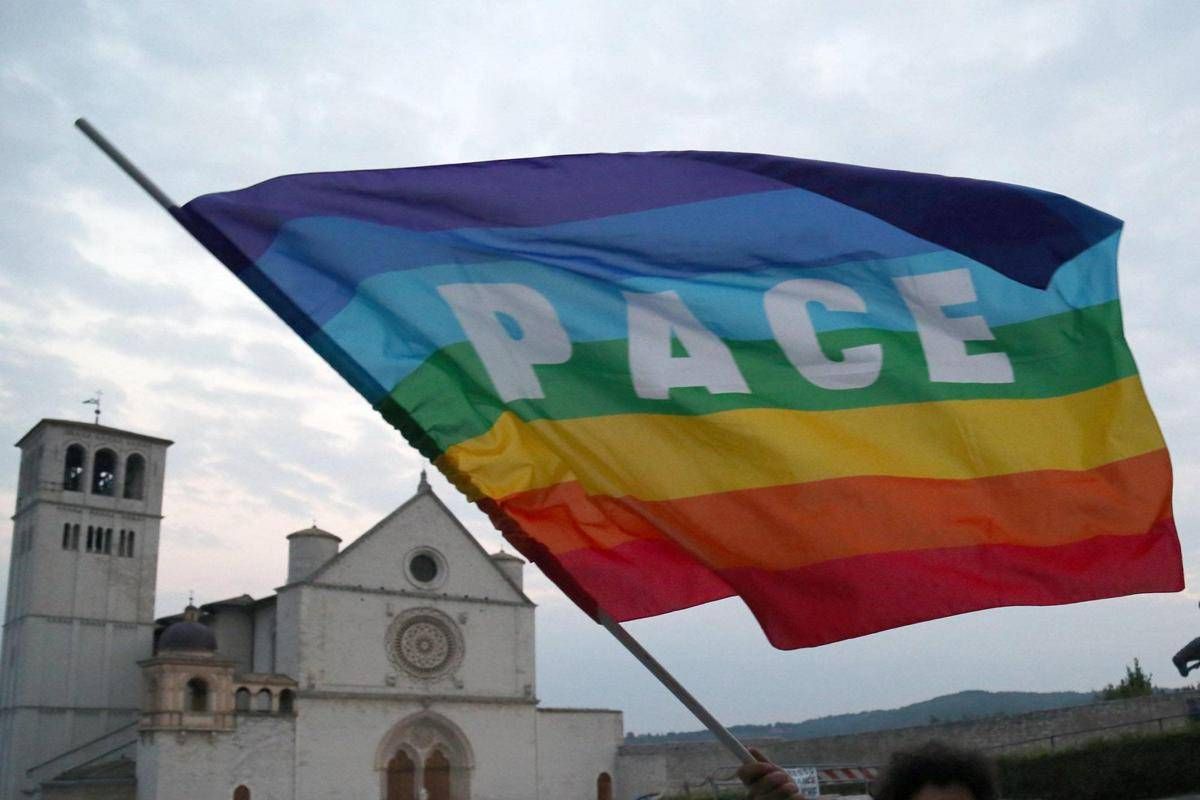 Perugia-Assisi, partita la marcia della Pace: "Insieme possiamo cambiare il mondo" - 