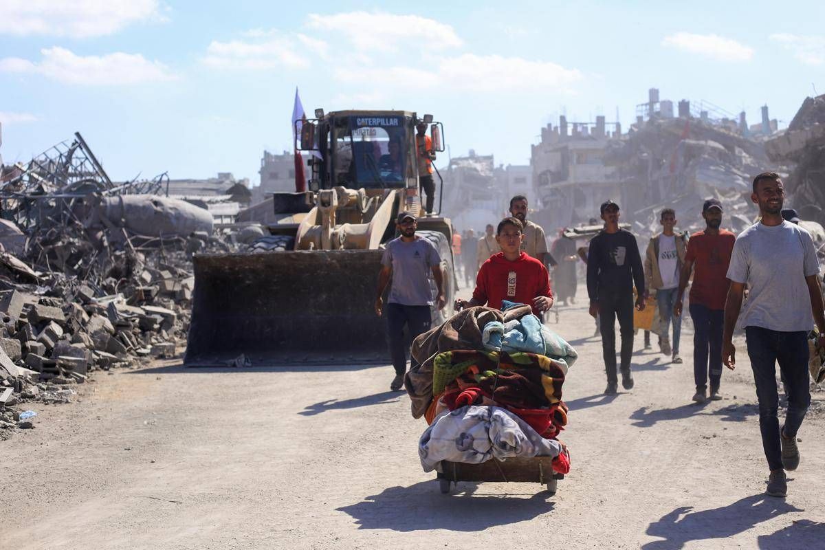 Gaza, Hamas a caccia di spie: "Giustizia severa per chi non le consegna" -