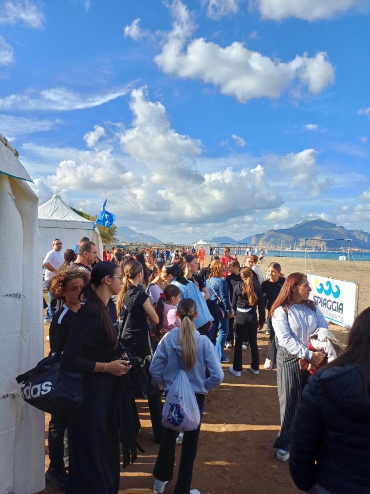 Palermo rinasce con Spiaggia in Movimento | Scopri perché questo evento ha rivoluzionato la Costa Sud! -