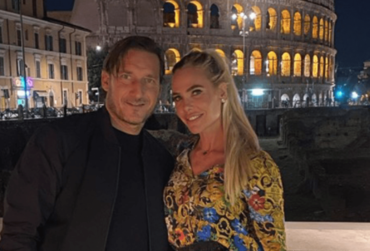 Totti riscrive la storia: "La maglia '6 unica'? Non era dedicata a Ilary Blasi" -