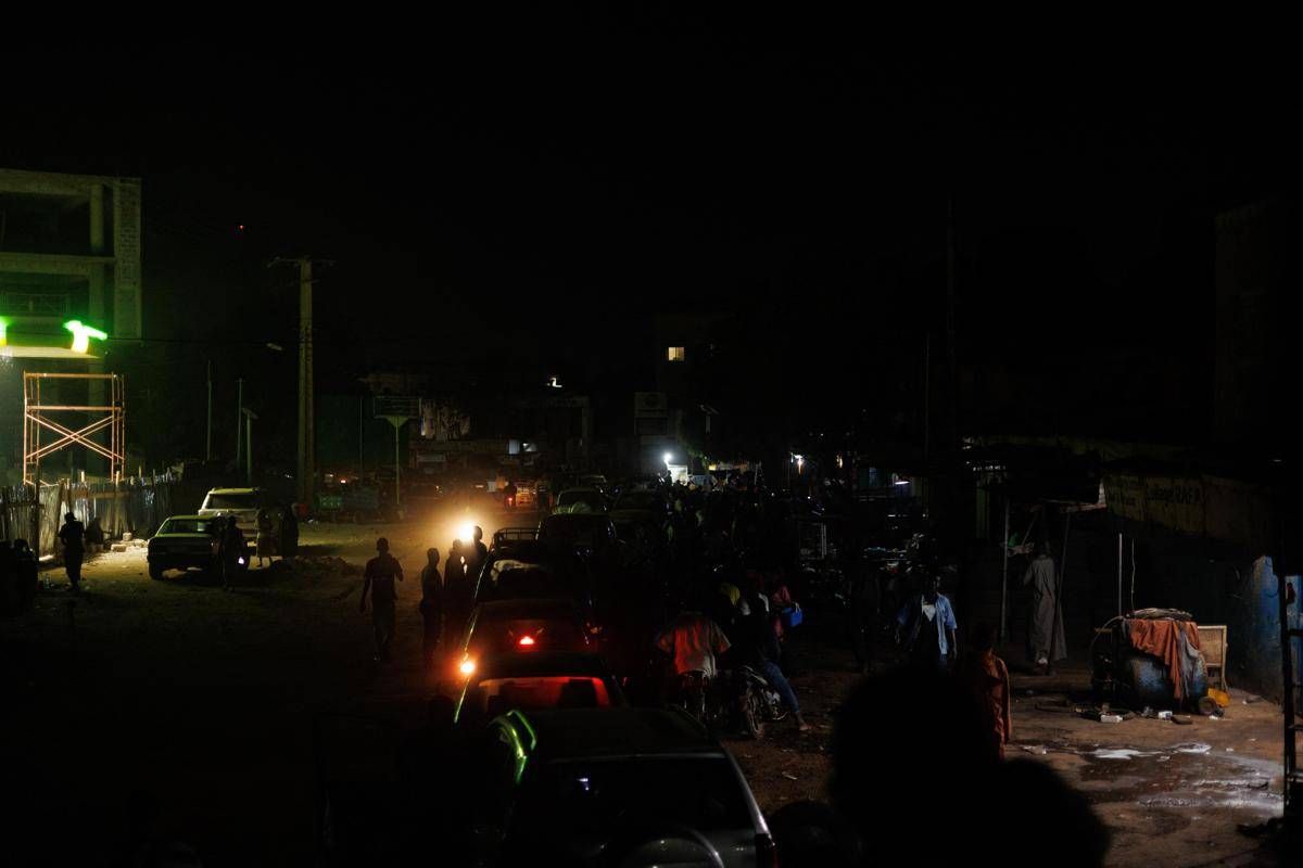 Mali sotto assedio jihadista, Usa e Gb ritirano personale ambasciata -